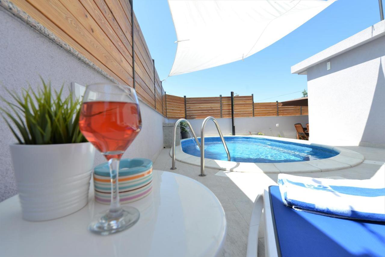 Pop Holiday House Zadar Bagian luar foto