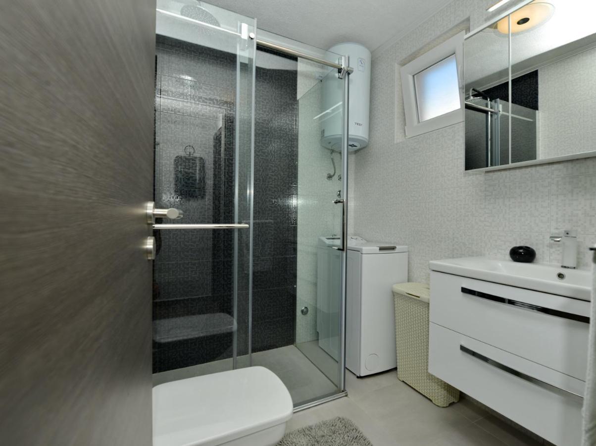 Pop Holiday House Zadar Bagian luar foto