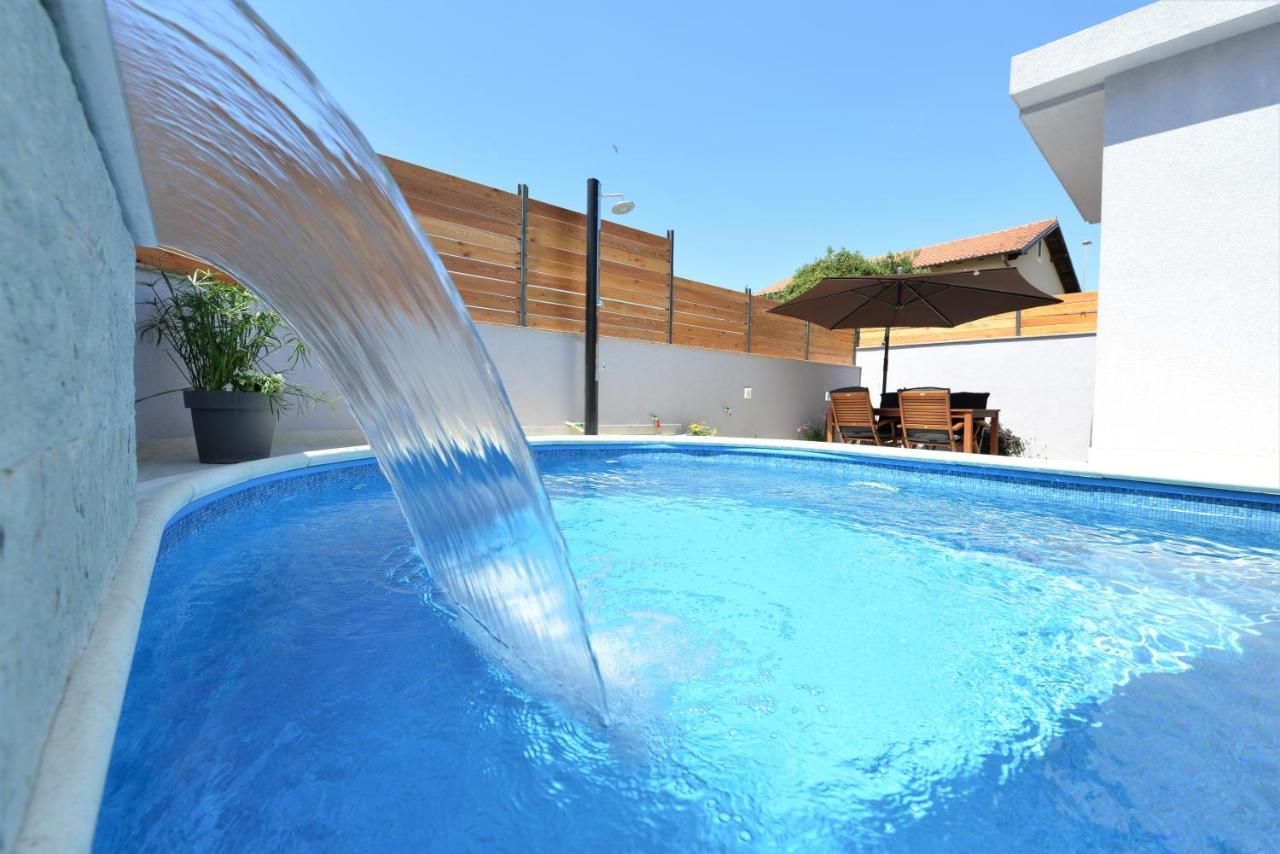 Pop Holiday House Zadar Bagian luar foto